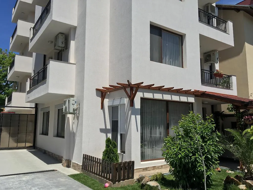Sarafovo Sea & Forest Burgas Apartment